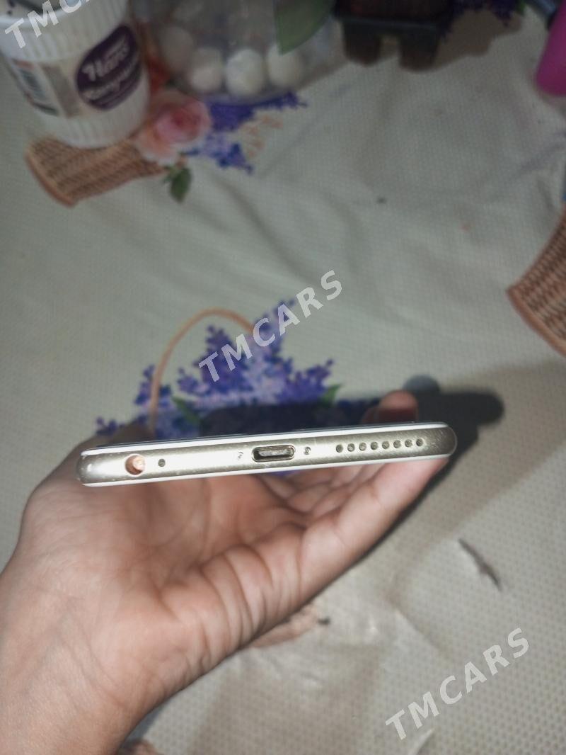 iPhone 6+ - Чарджоу - img 2