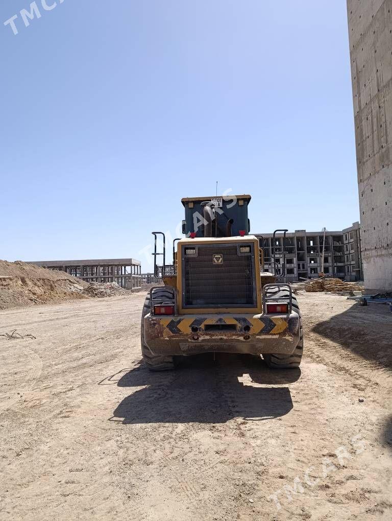 XCMG ZL50 2015 - 820 000 TMT - Гуртли - img 2