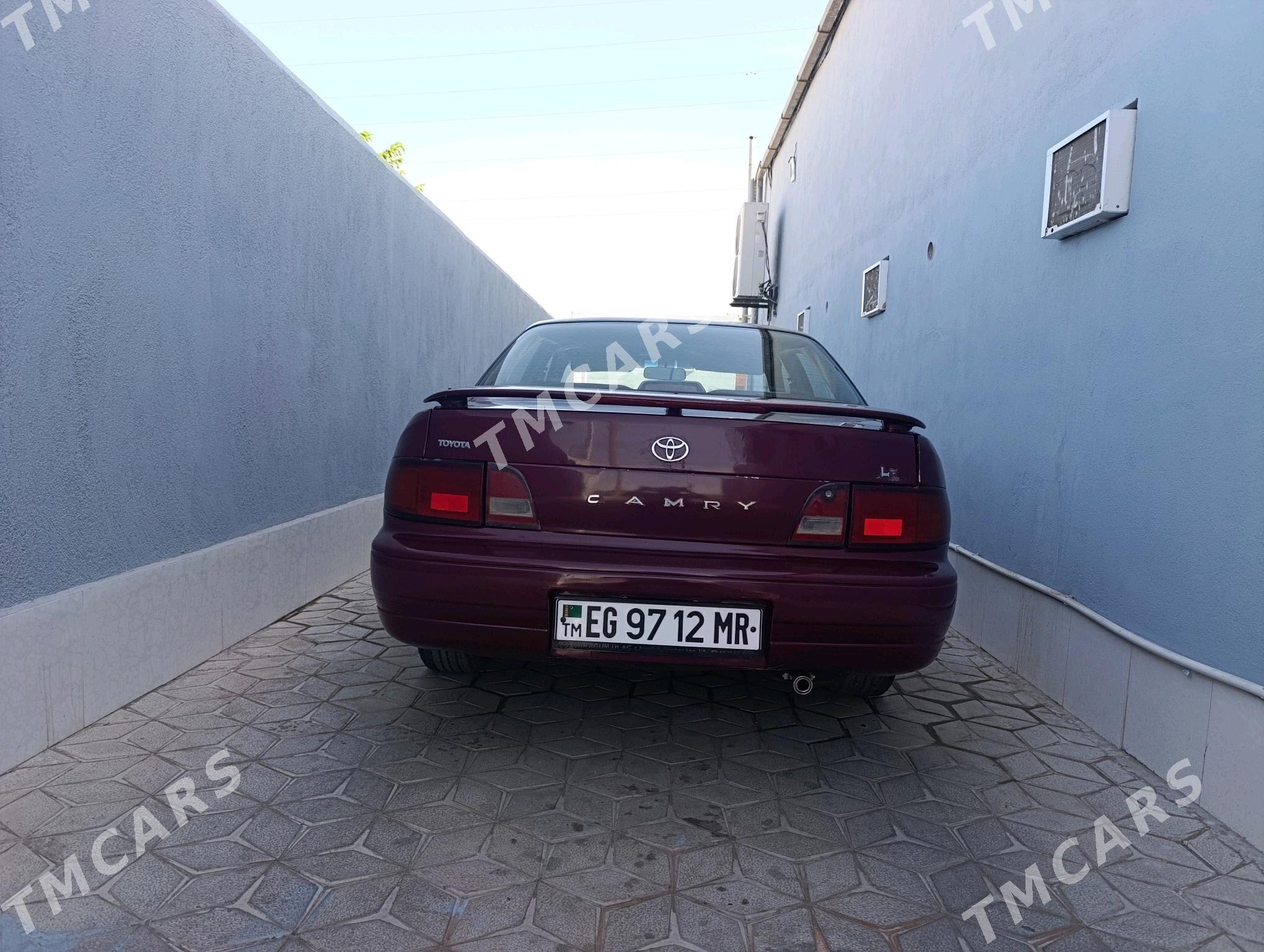 Toyota Camry 1996 - 80 000 TMT - Байрамали - img 8