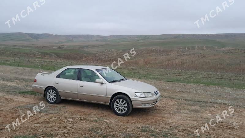 Toyota Camry 2001 - 150 000 TMT - Теджен - img 3
