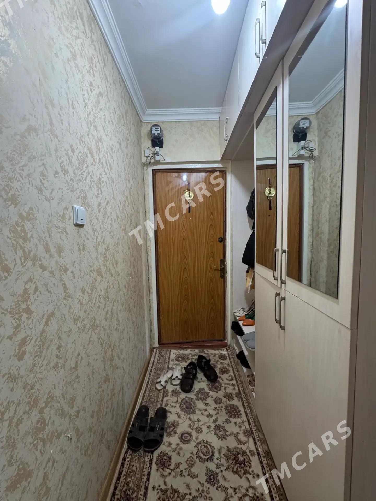 2 ком 4 этаж 10 мкр - 10 мкр - img 4