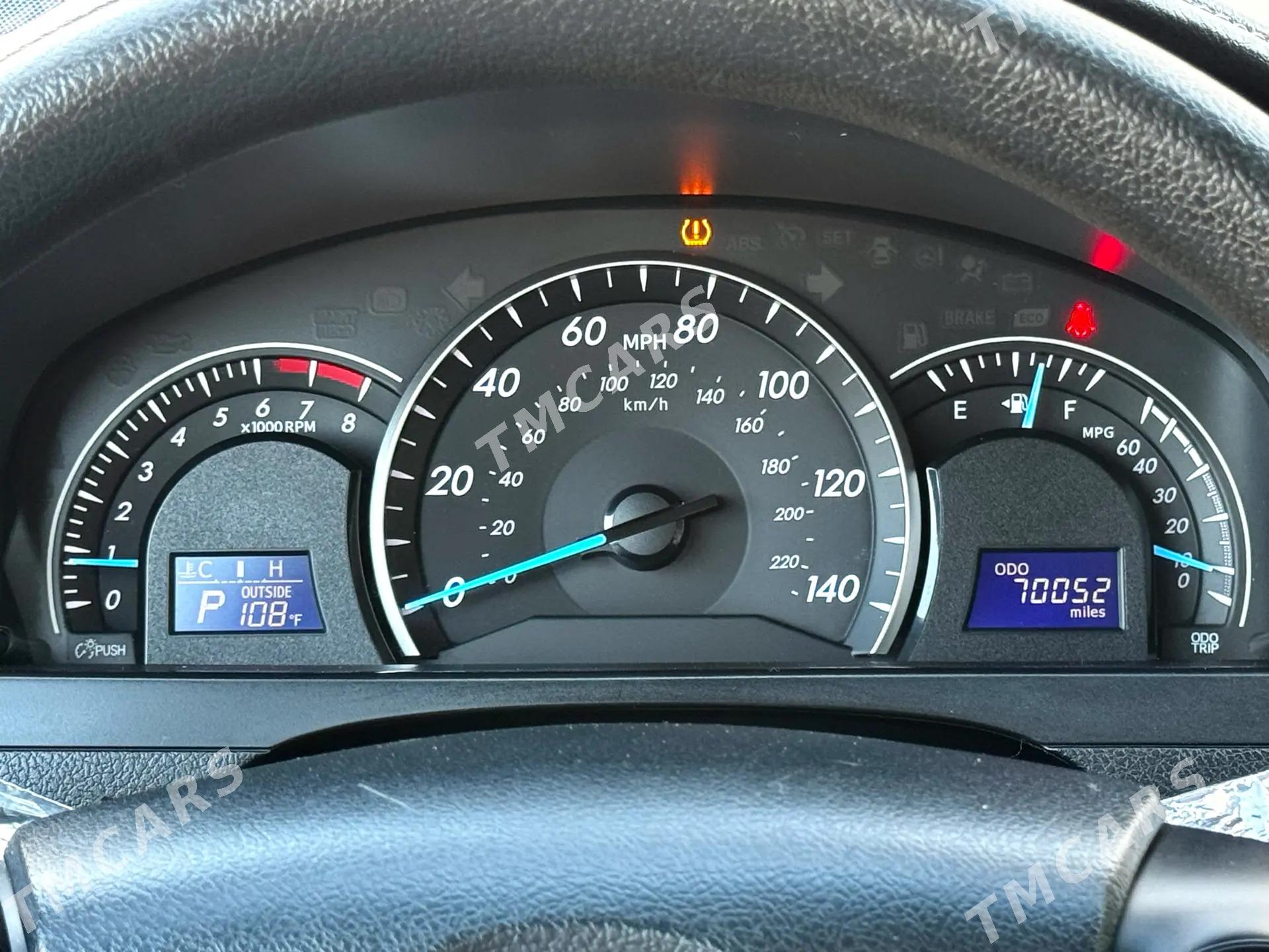 Toyota Camry 2012 - 245 000 TMT - Дашогуз - img 4