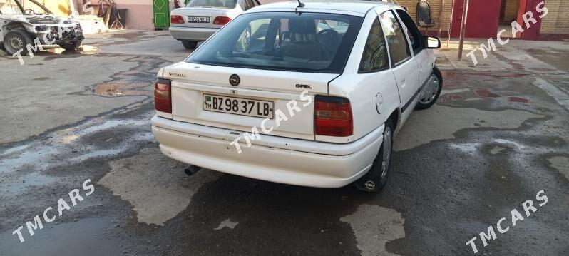 Opel Vectra 1993 - 36 000 TMT - Туркменабат - img 2