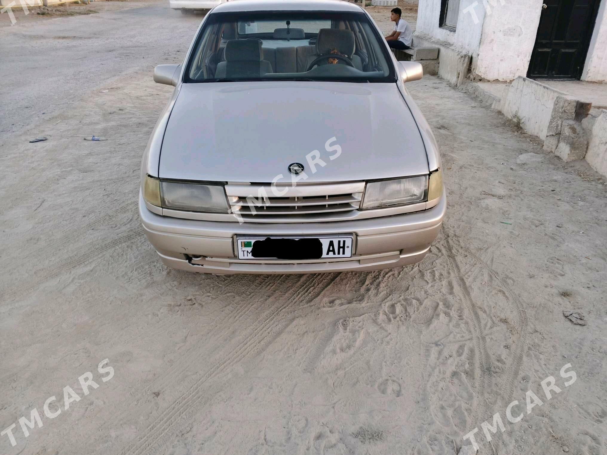 Opel Vectra 1989 - 25 000 TMT - Ak bugdaý etraby - img 3