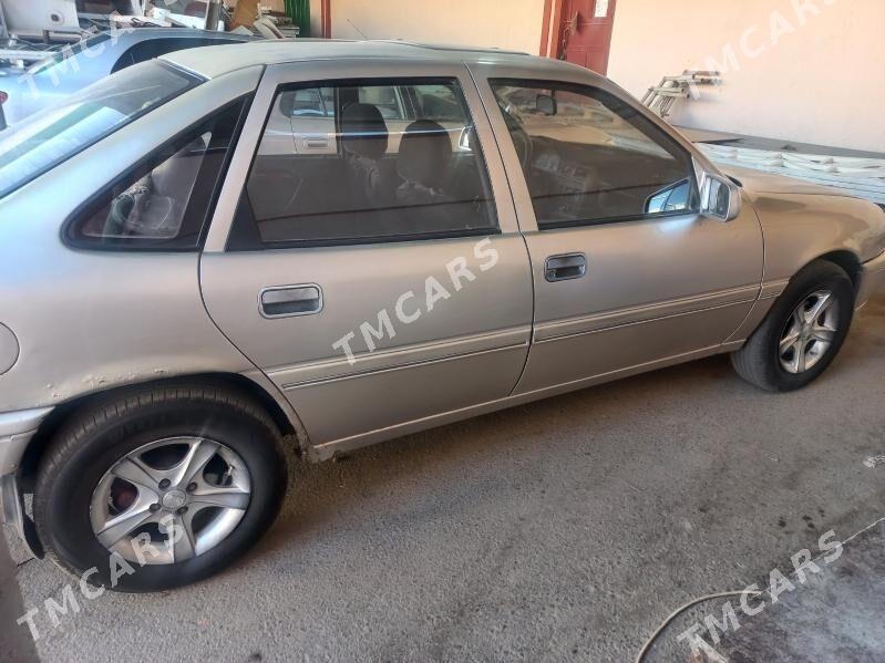 Opel Vectra 1990 - 26 000 TMT - Анев - img 4