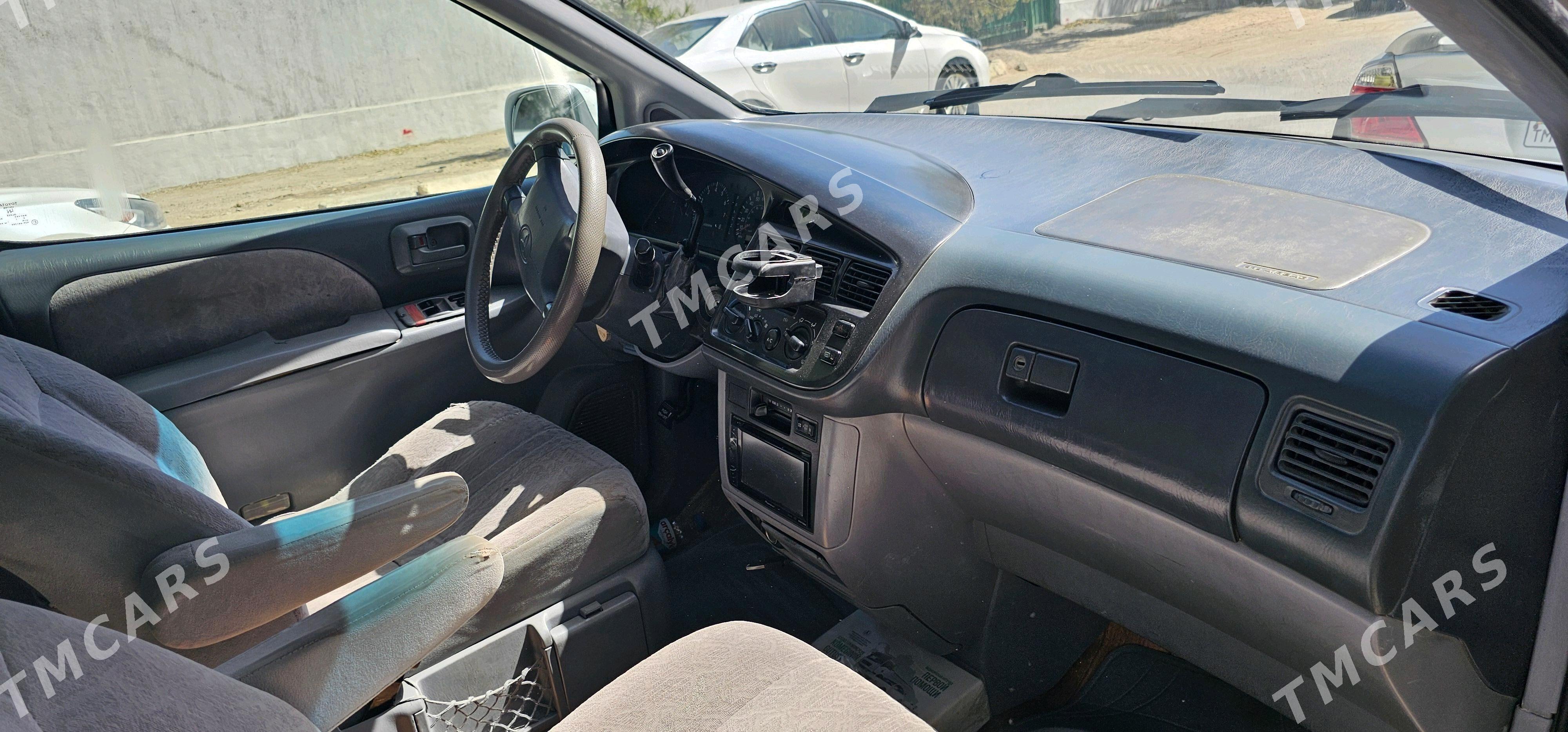 Toyota Sienna 1998 - 140 000 TMT - Ёлётен - img 7
