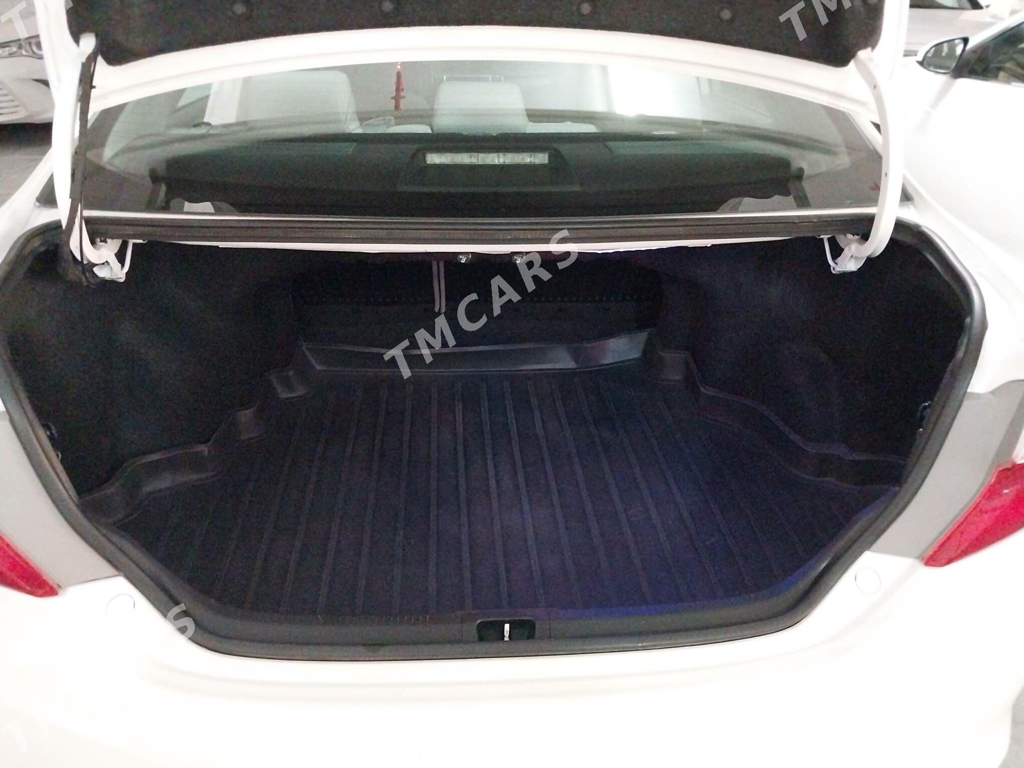 Toyota Camry 2013 - 220 000 TMT - Ашхабад - img 9