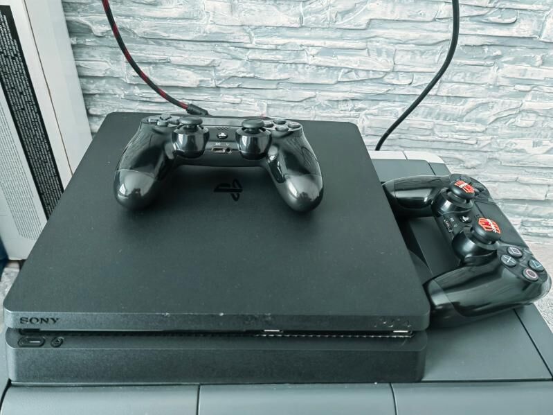 PS4 1 TB - Gurtly - img 4