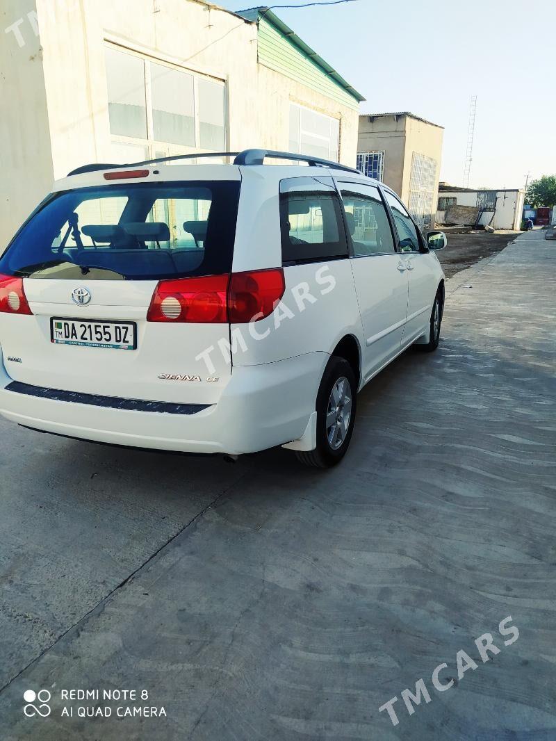 Toyota Sienna 2006 - 240 000 TMT - Туркменабат - img 5