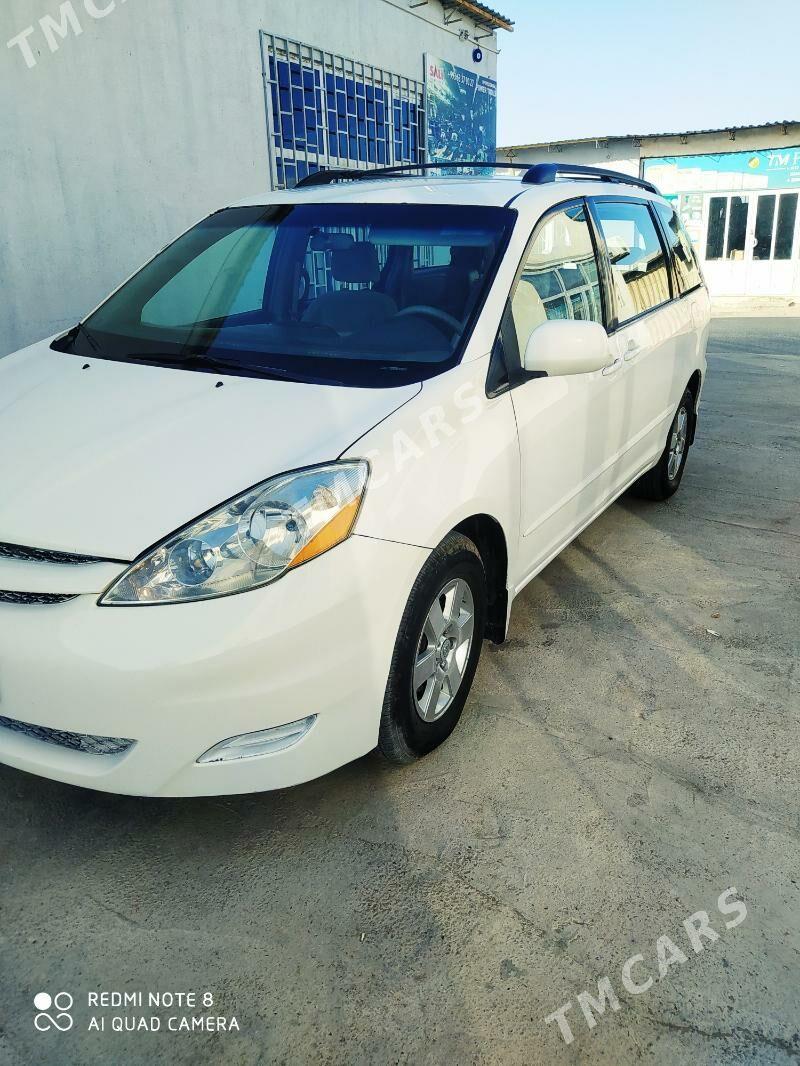 Toyota Sienna 2006 - 240 000 TMT - Туркменабат - img 7