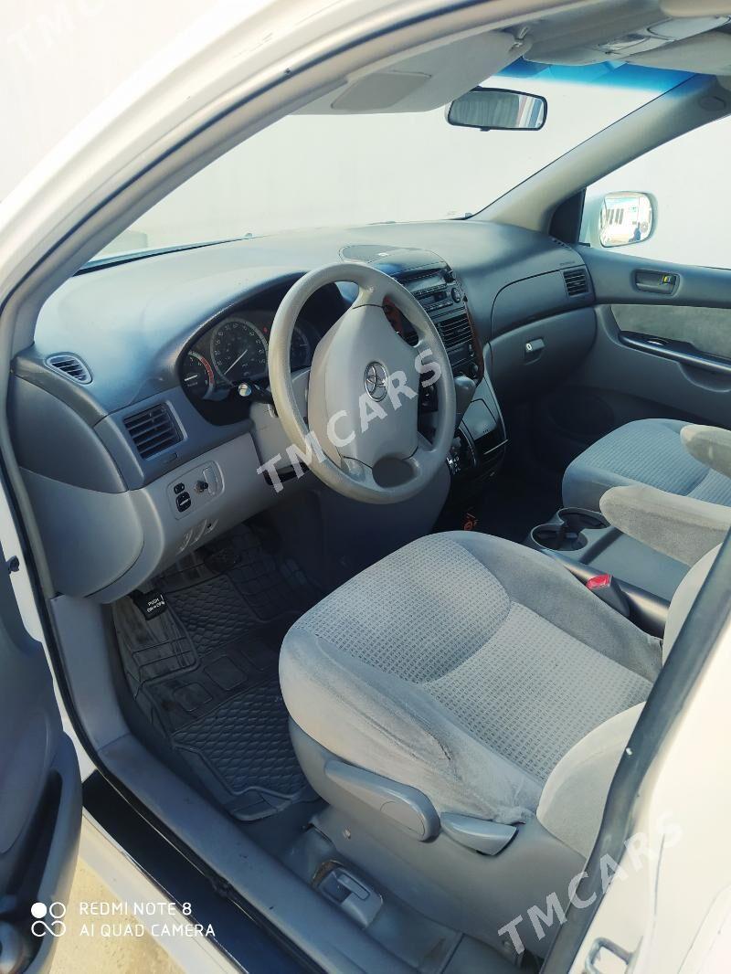 Toyota Sienna 2006 - 240 000 TMT - Туркменабат - img 9