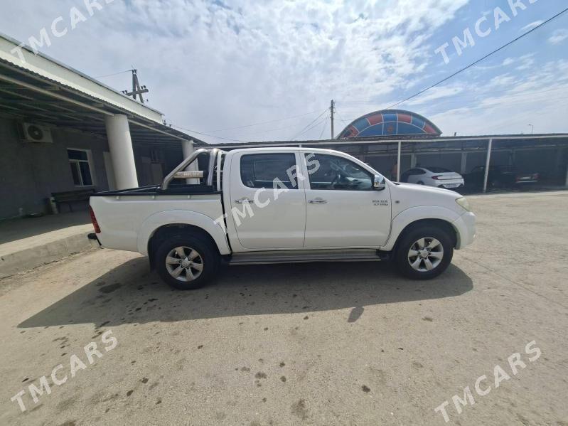Toyota Hilux 2011 - 350 000 TMT - Ашхабад - img 3