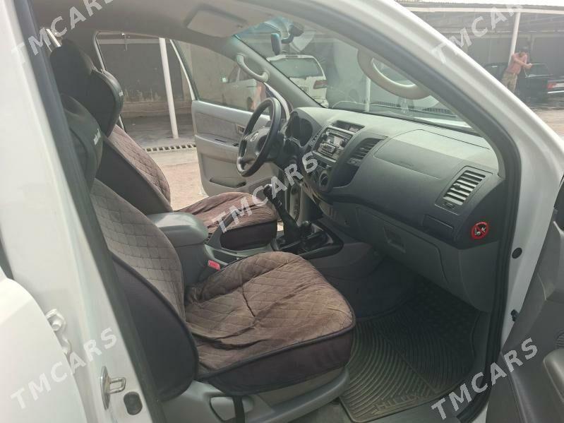 Toyota Hilux 2011 - 350 000 TMT - Ашхабад - img 6