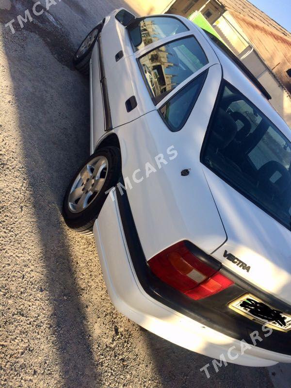 Opel Vectra 1993 - 32 000 TMT - Tejen - img 3