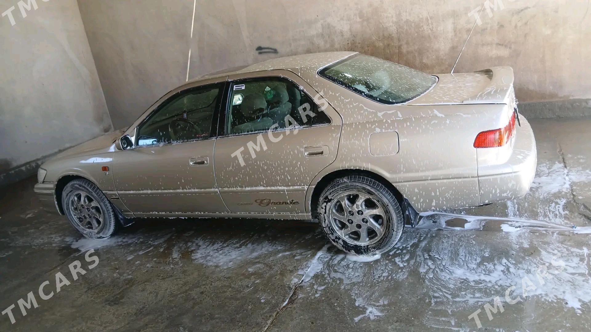 Toyota Camry 1999 - 116 000 TMT - Кёнеургенч - img 9