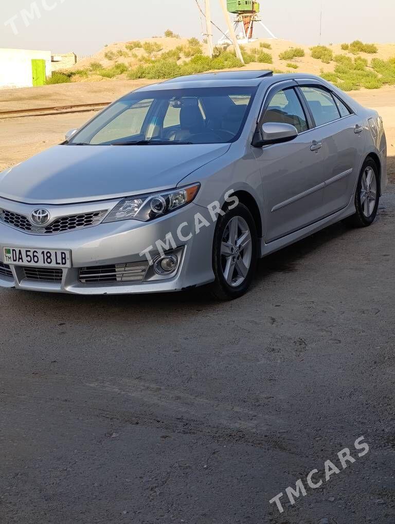 Toyota Camry 2012 - 260 000 TMT - Туркменабат - img 8