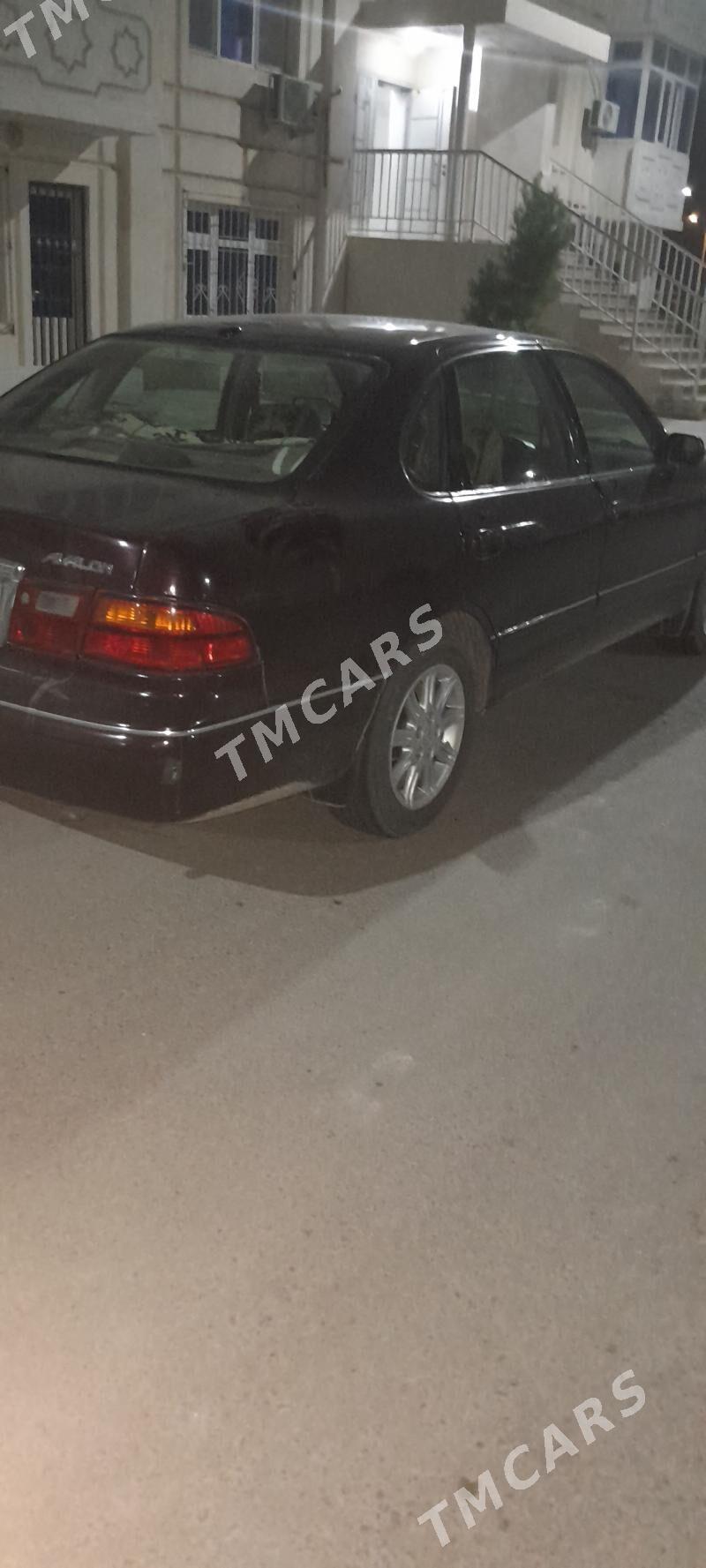 Toyota Avalon 1998 - 120 000 TMT - Gazojak - img 4