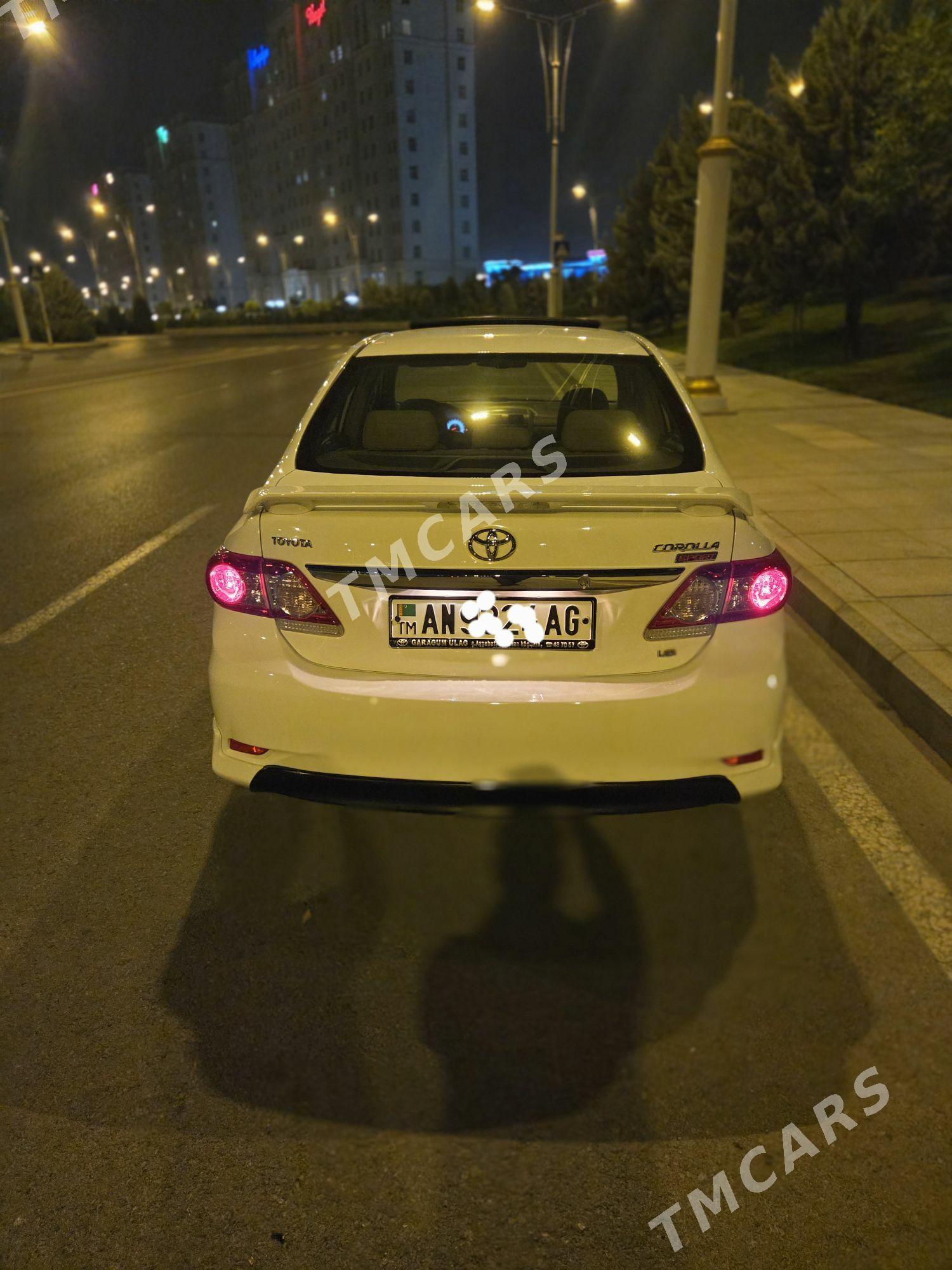 Toyota Corolla 2013 - 250 000 TMT - 1 мкр - img 3