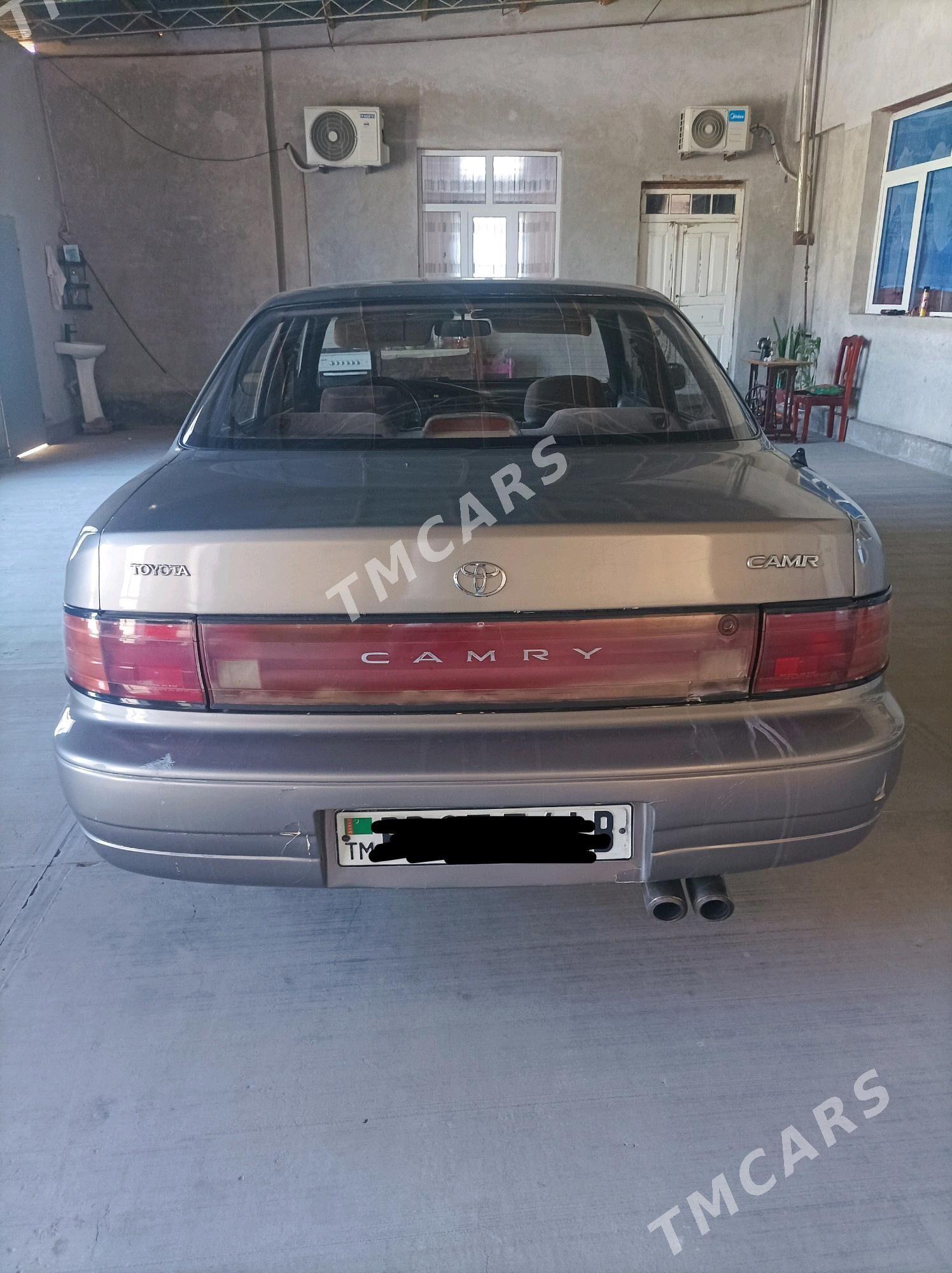 Toyota Camry 1992 - 90 000 TMT - Saýat - img 5