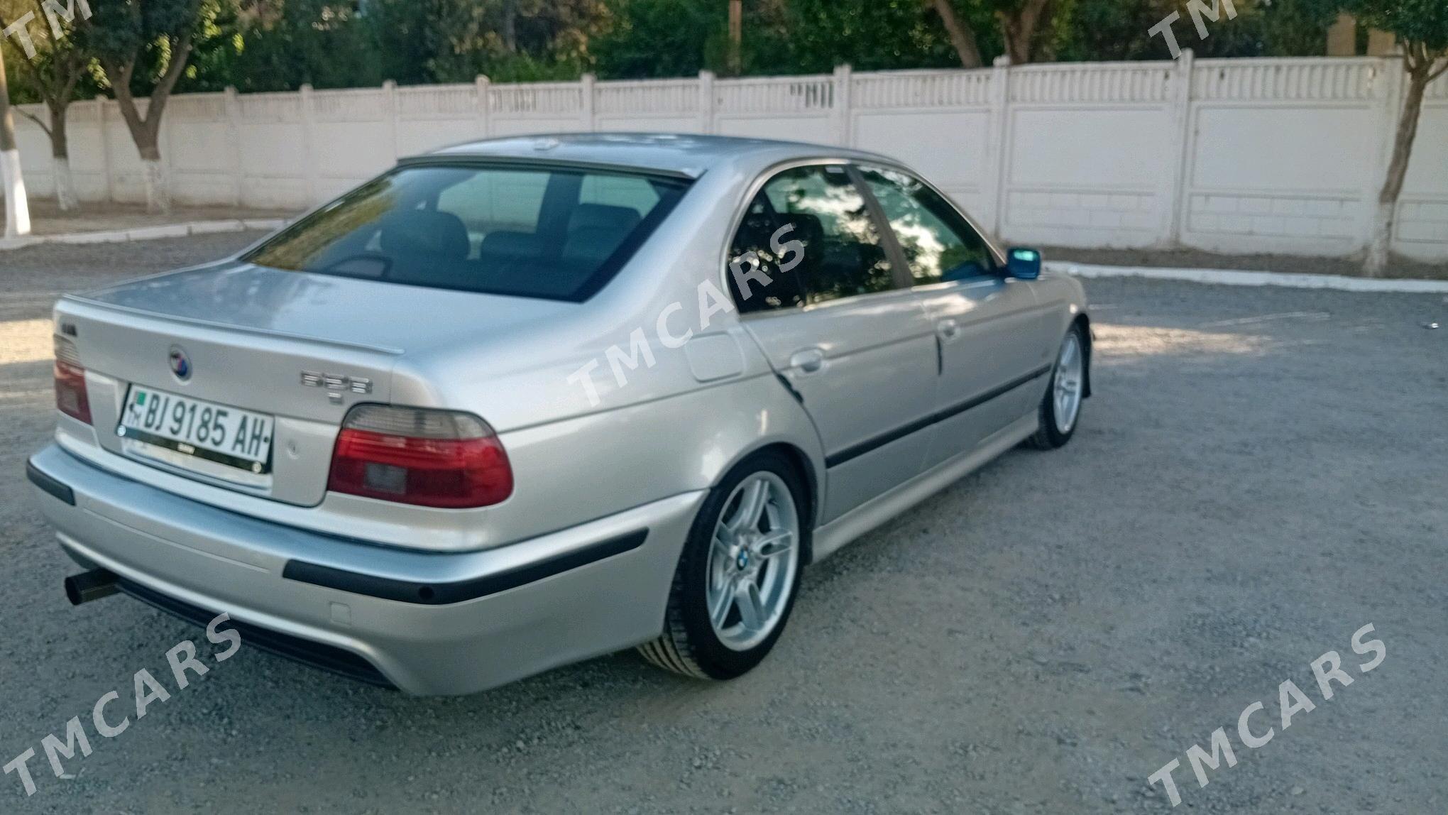BMW 528 1998 - 92 000 TMT - Kaka - img 3