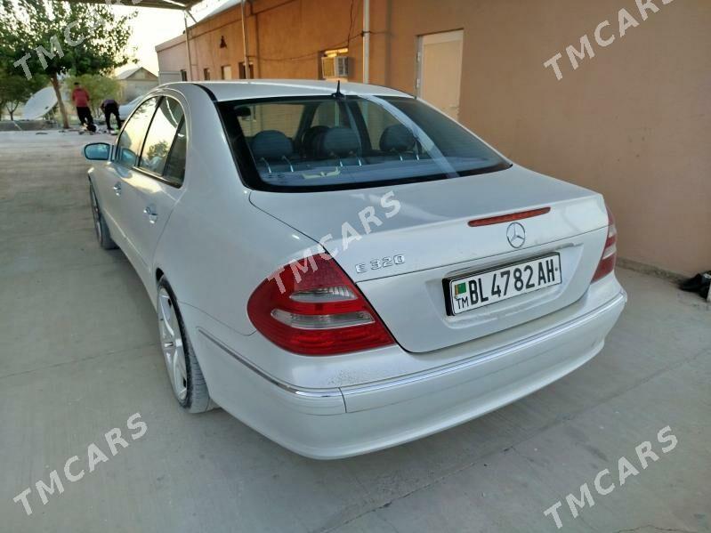 Mercedes-Benz E320 2002 - 140 000 TMT - Bäherden - img 6