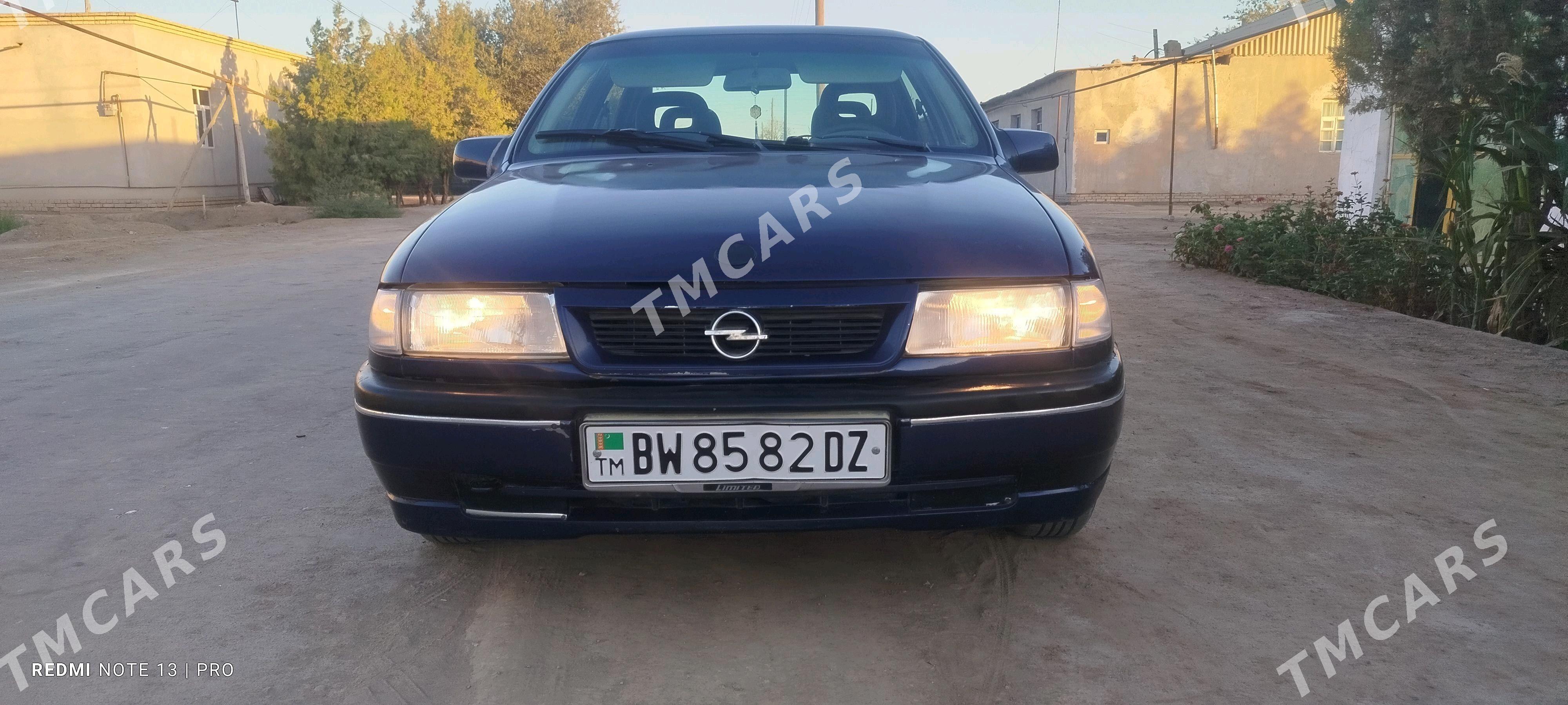 Opel Vectra 1992 - 40 000 TMT - Гурбансолтан Едже - img 5