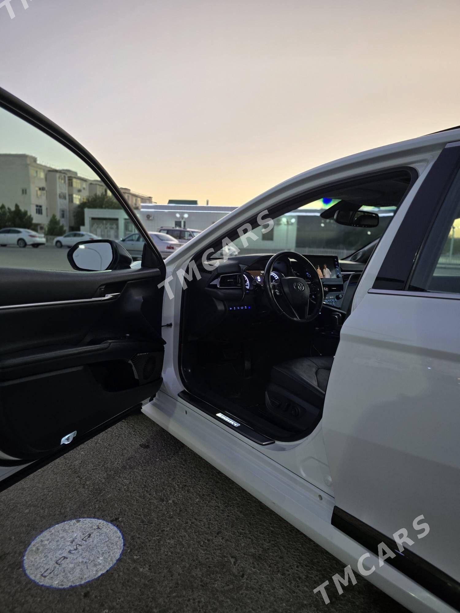 Toyota Camry 2022 - 445 000 TMT - Ашхабад - img 5