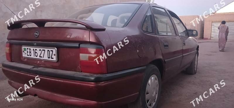 Opel Vectra 1993 - 25 000 TMT - Gubadag - img 4