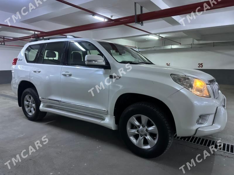 Toyota Land Cruiser Prado 2011 - 470 000 TMT - Podwoýski köç. (Bitarap Türkmenistan şaýoly) - img 3