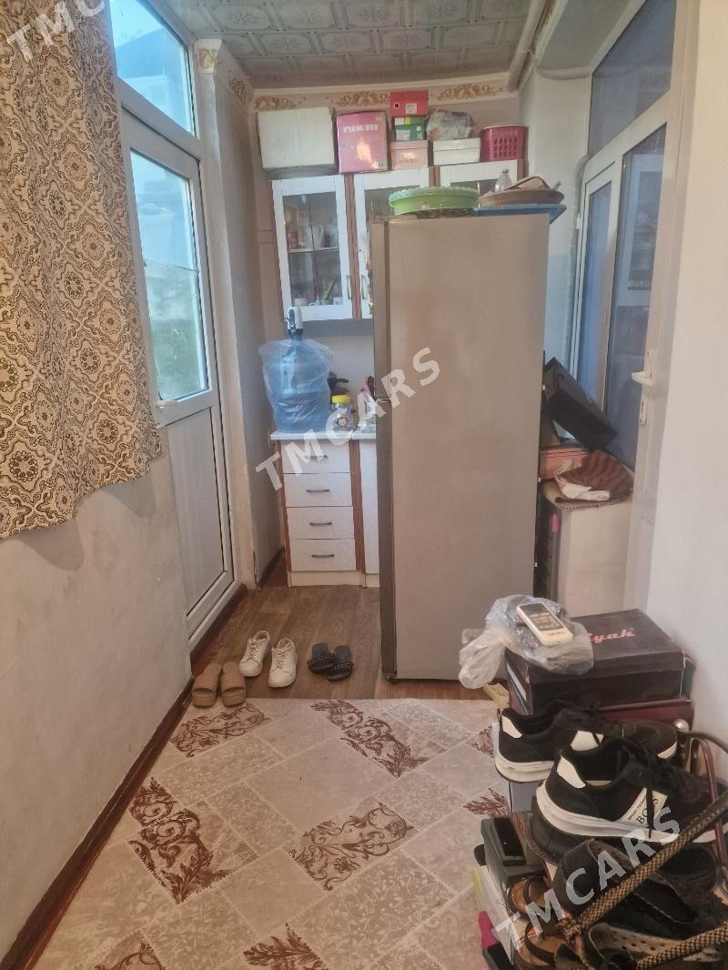 satlyk eyesinde10 mkr gostinka - Aşgabat - img 3