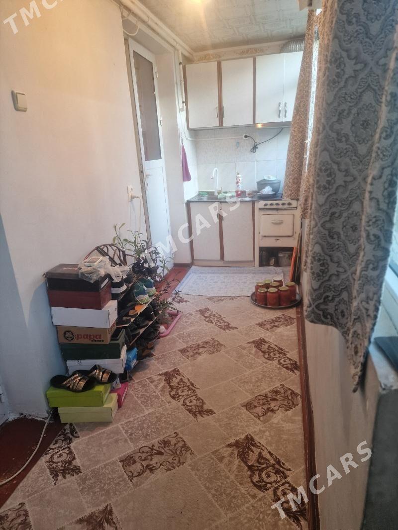 satlyk eyesinde10 mkr gostinka - Aşgabat - img 2