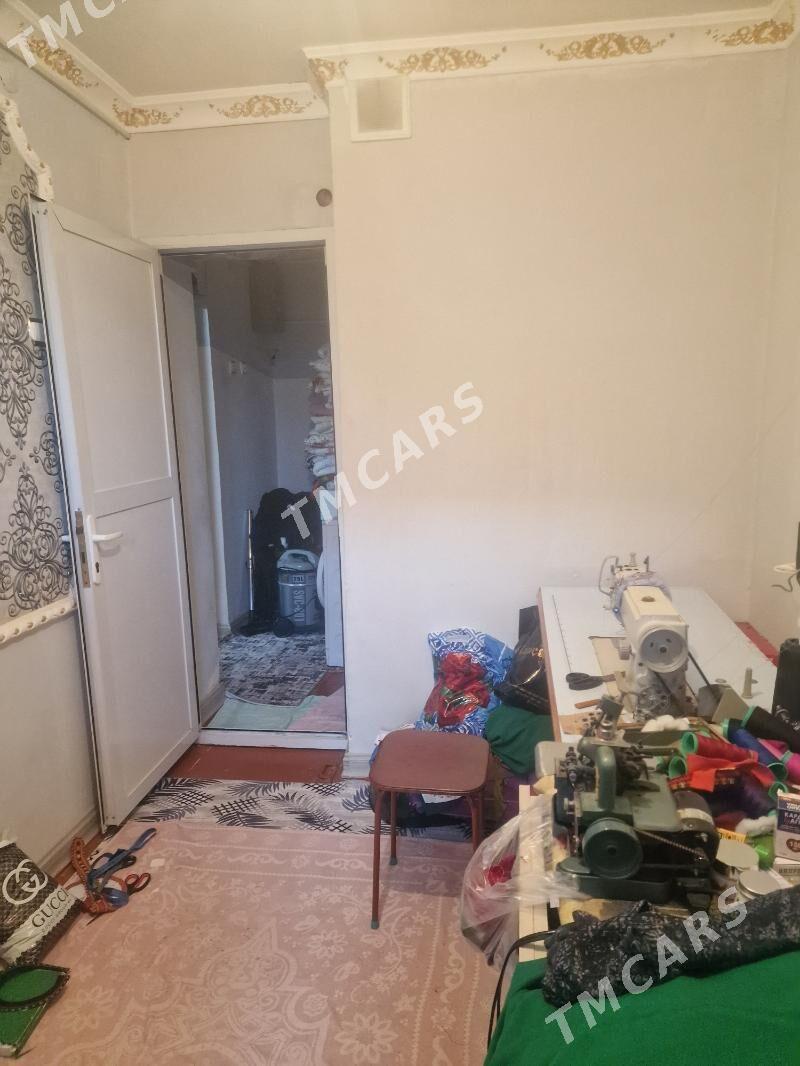 satlyk eyesinde10 mkr gostinka - Aşgabat - img 4