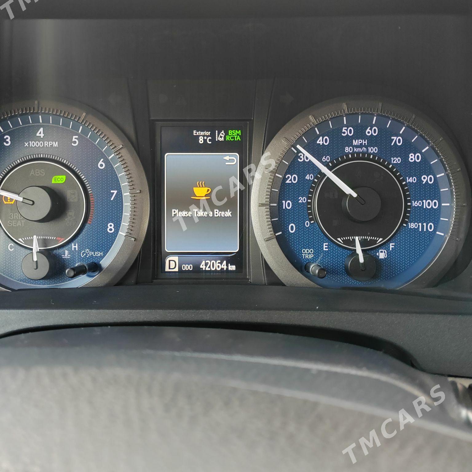 Toyota Sienna 2019 - 450 000 TMT - 4 мкр - img 6