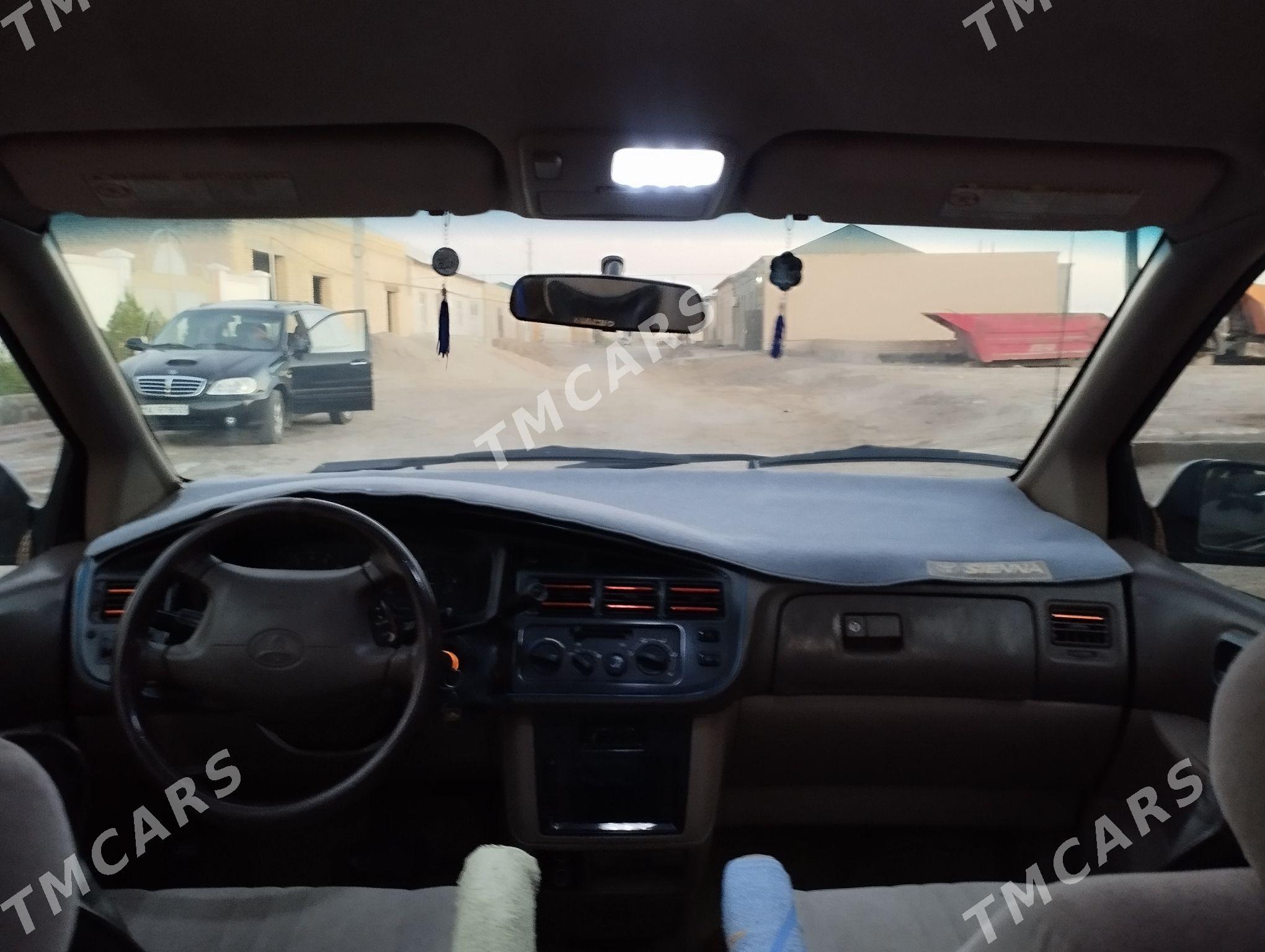 Toyota Sienna 1999 - 125 000 TMT - Шабатский этрап - img 6