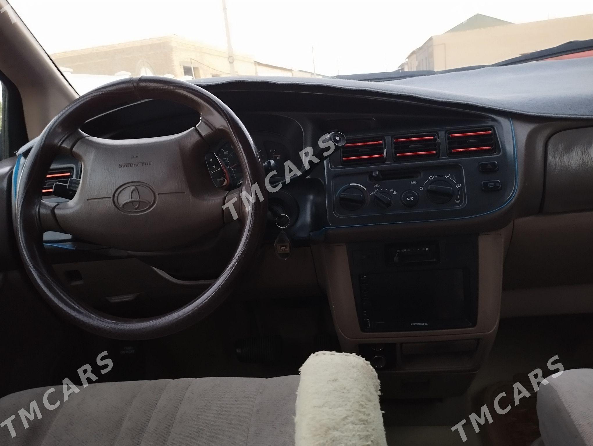 Toyota Sienna 1999 - 125 000 TMT - Шабатский этрап - img 9