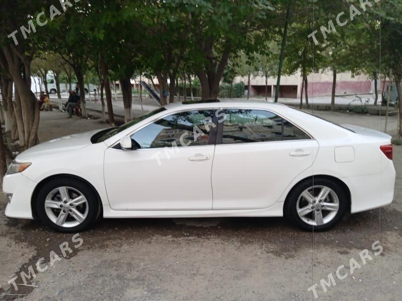 Toyota Camry 2013 - 195 000 TMT - Mary - img 4