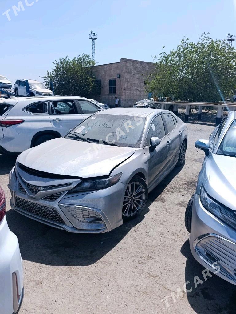 Toyota Camry 2022 - 230 000 TMT - Байрамали - img 2