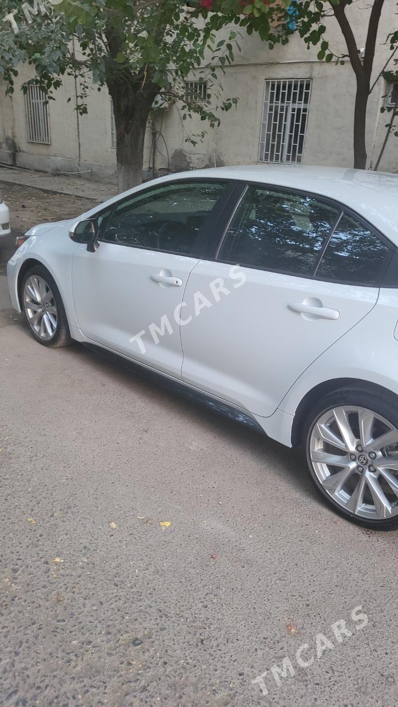 Toyota Corolla 2022 - 245 000 TMT - 1 мкр - img 4
