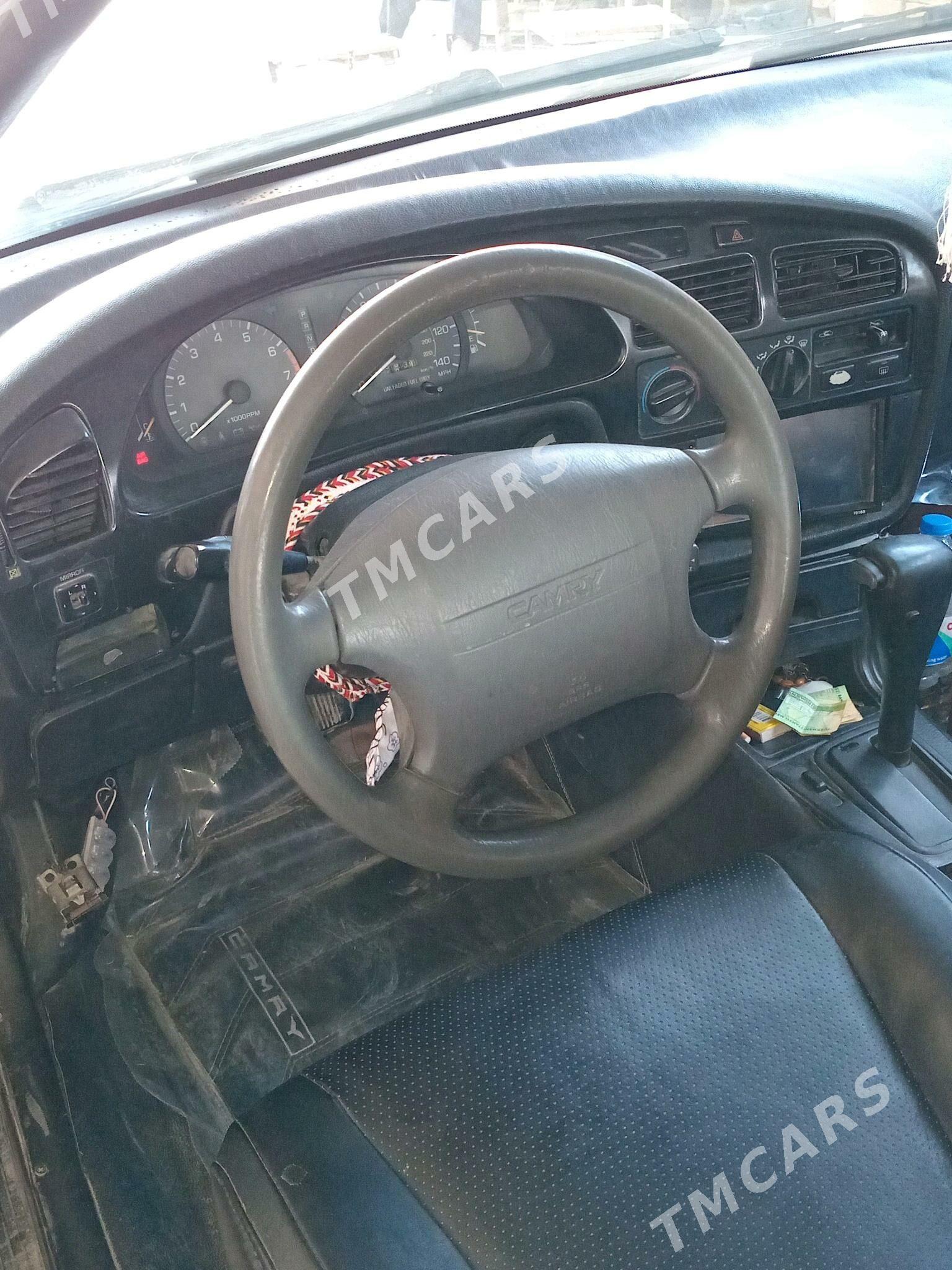 Toyota Camry 1993 - 80 000 TMT - Векильбазар - img 3