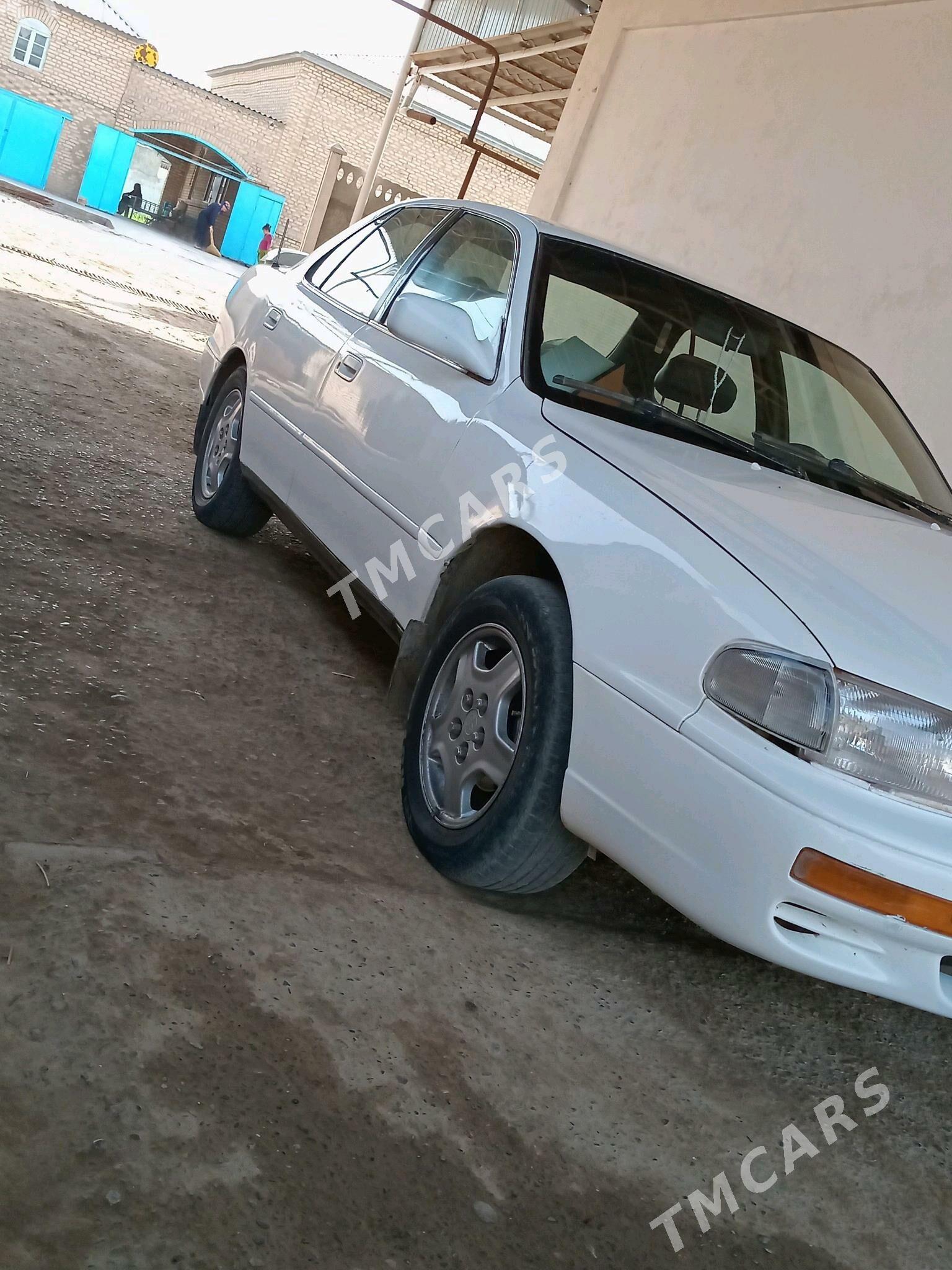 Toyota Camry 1993 - 80 000 TMT - Векильбазар - img 5