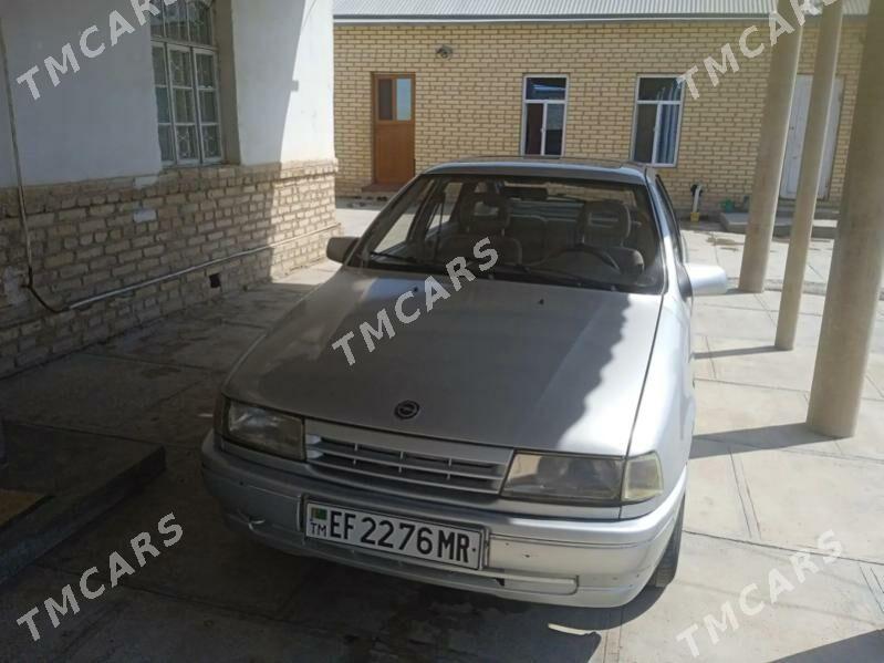 Opel Vectra 1990 - 26 000 TMT - Мургап - img 5