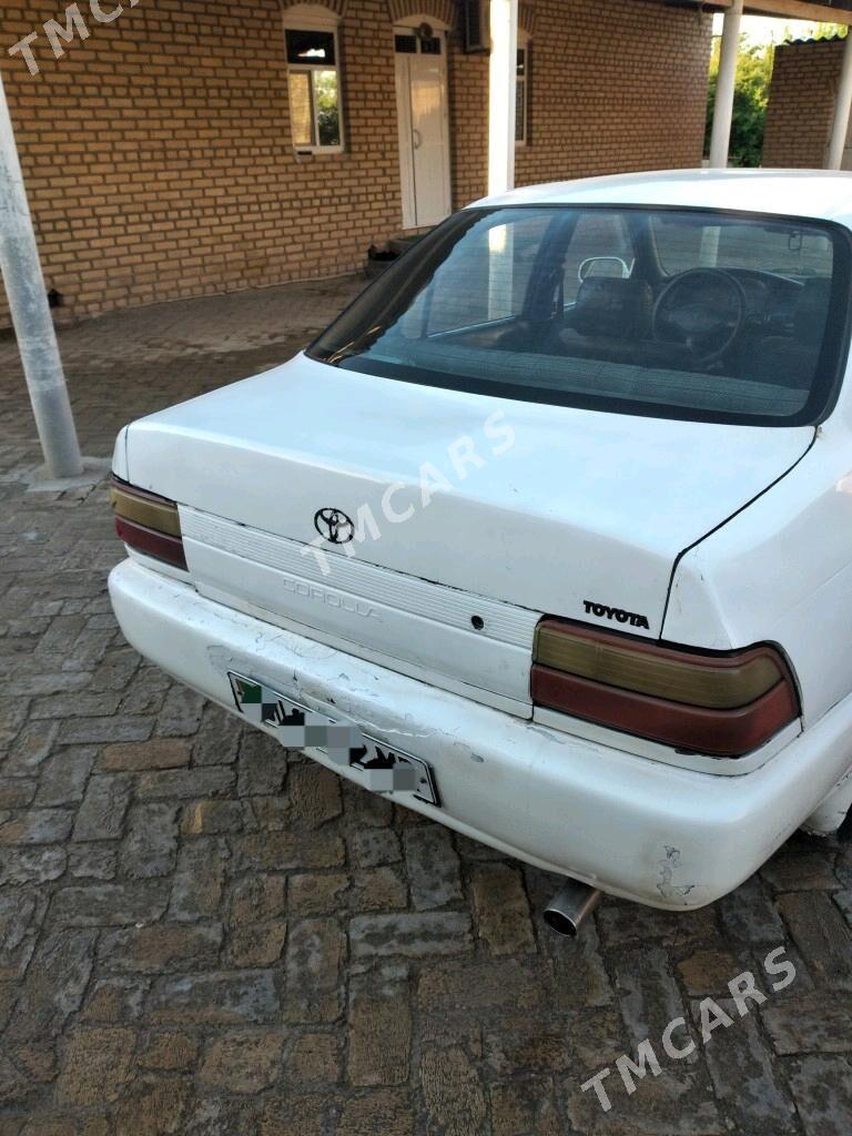 Toyota Corolla 1995 - 36 000 TMT - Türkmengala - img 2