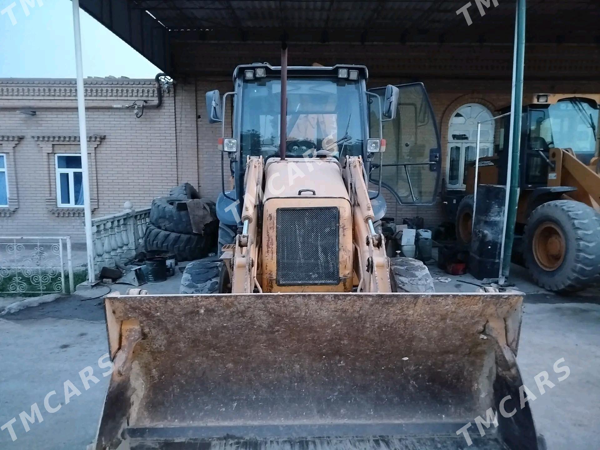 JCB 3CX Compact 2014 - 400 000 TMT - Туркменабат - img 3