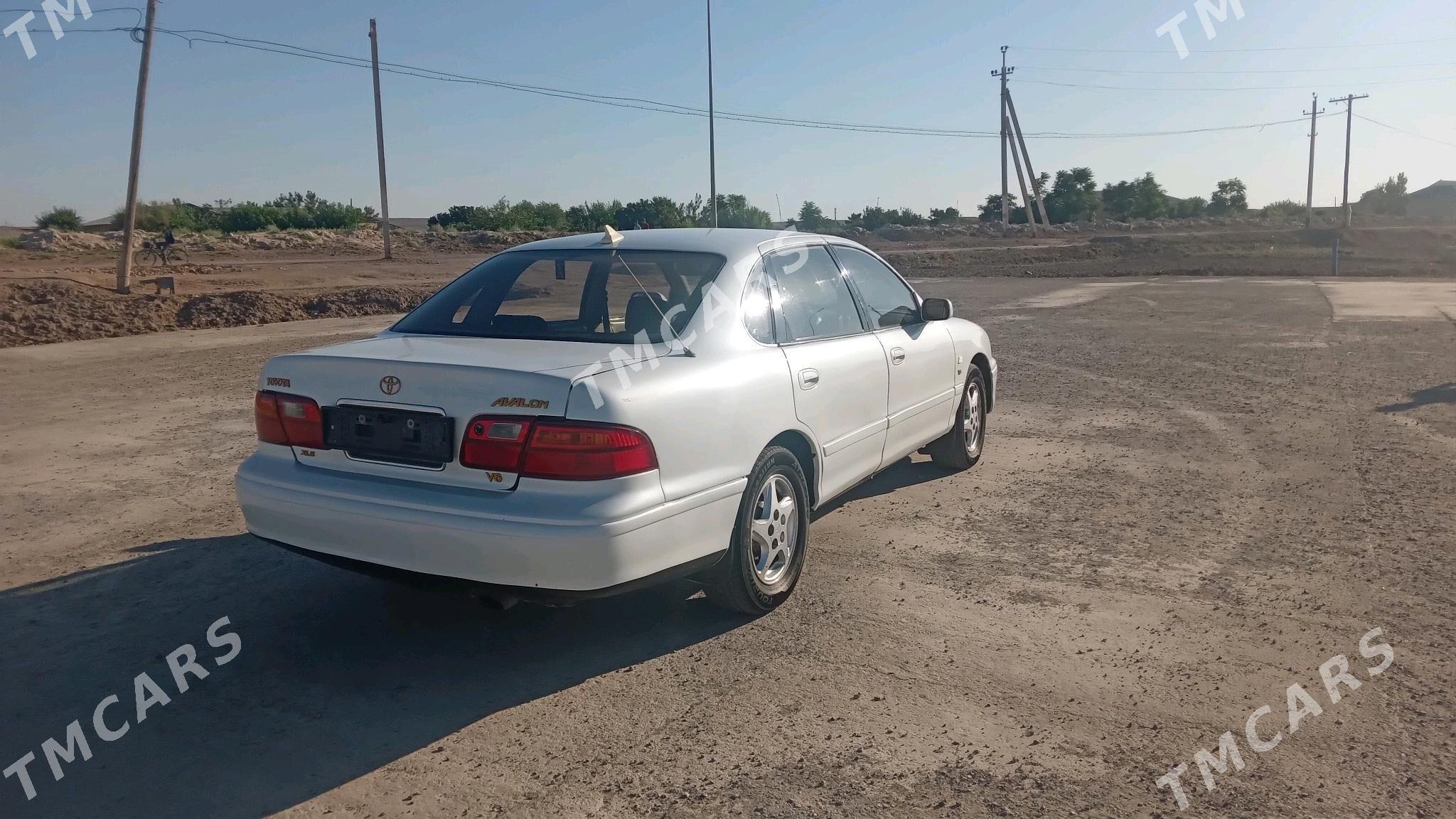 Toyota Avalon 1995 - 115 000 TMT - Дянев - img 2