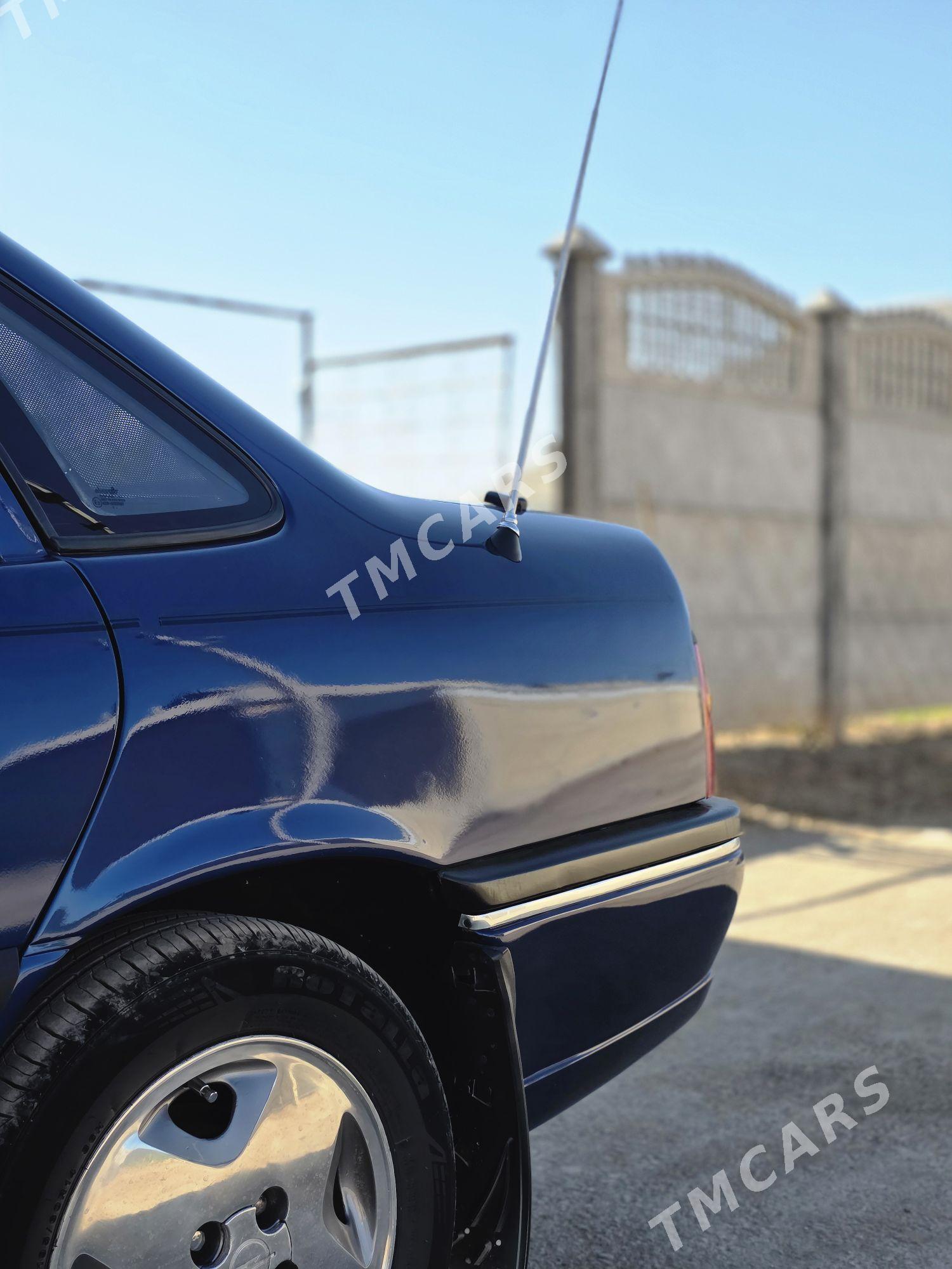 Opel Vectra 1992 - 50 000 TMT - Mary - img 10