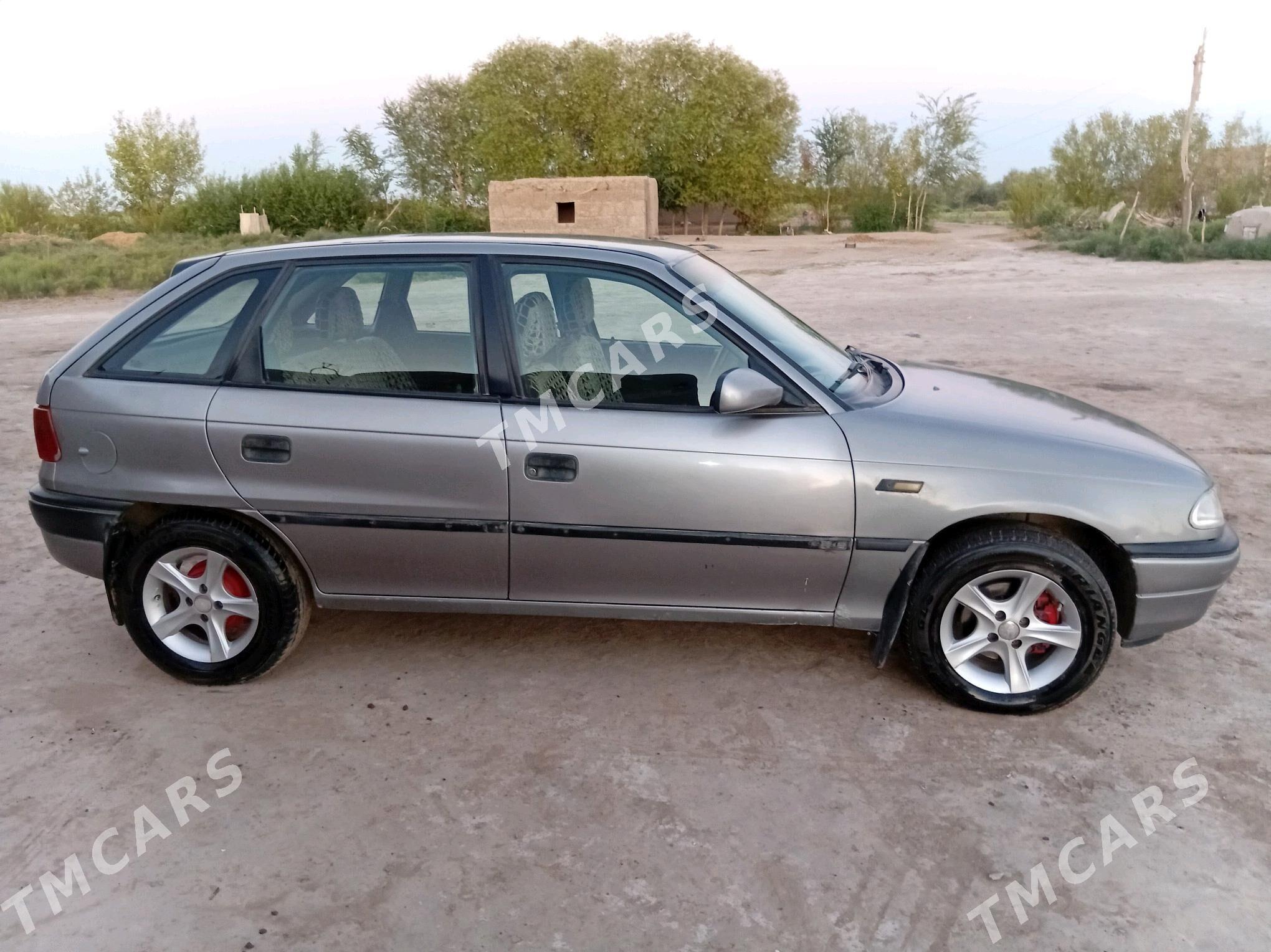 Opel Astra 1995 - 60 000 TMT - Кёнеургенч - img 3