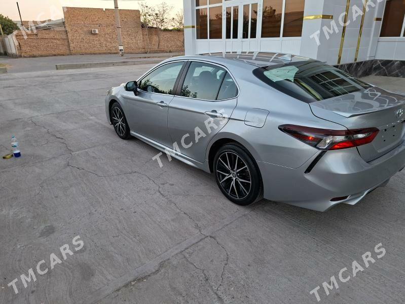 Toyota Camry 2022 - 330 000 TMT - Туркменабат - img 4