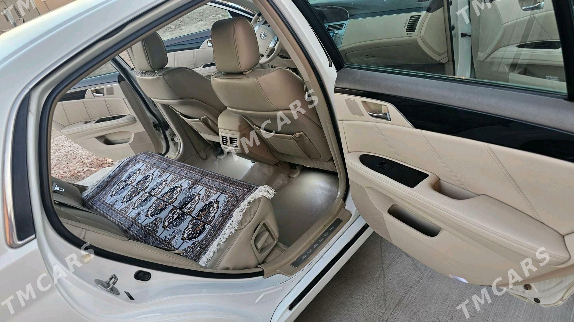 Toyota Avalon 2009 - 200 000 TMT - Гурбансолтан Едже - img 10