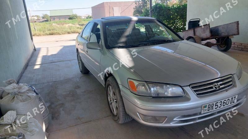 Toyota Camry 2000 - 125 000 TMT - Гурбансолтан Едже - img 2