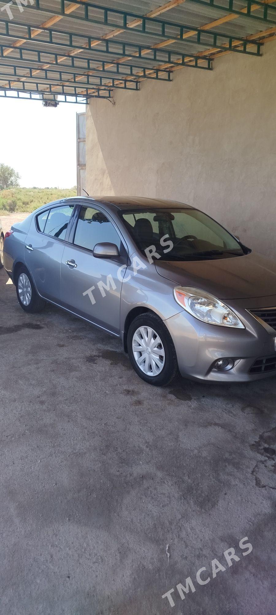 Nissan Versa 2012 - 120 000 TMT - Гороглы (Тагта) - img 2